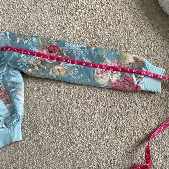 Cropped Satin Floral Print Bomber Jacket - Picture 7 of 8